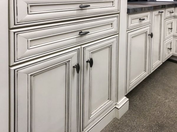 Saint George Cabinet Service